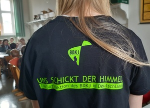 T-Shirtaufdruck: Uns schickt der Himmel, Die Sozialaktion des BDKJ in Deutschland